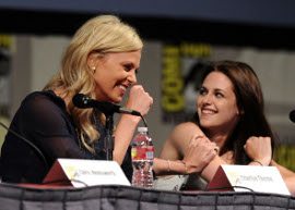 Charlize Theron elogia Kristen Stweart