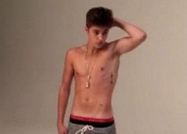 Justin Bieber publica vídeo sem camisa e diz que busca surpreender os fãs!