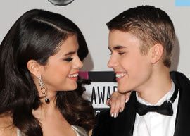 Justin Bieber aluga helicóptero para passear com Selena *-*