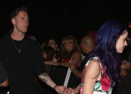Katy Perry dá guitarra de presente para novo namorado