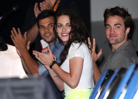 Kristen Stewart e Robert Pattinson vão juntos ao Comic Con
