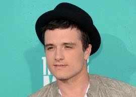 Josh Hutcherson adora passar a madrugada assistindo vídeos do YouTube