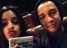 Austin Mahone curte filme ao lado de Camilia Cabello