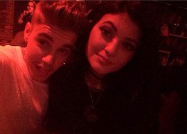Justin Bieber e Kylie Jenner jantam juntos