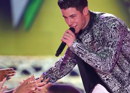 nick jonas no kids choice awards