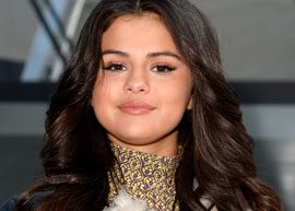 selena gomez em paris