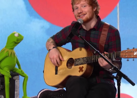 Ed Sheeran canta ao lado do Caco, dos Muppets, no "Red Nose Day"