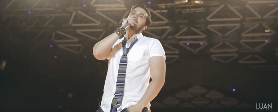 Luan Santana ajuda fã a pedir namorada em casamento durante show