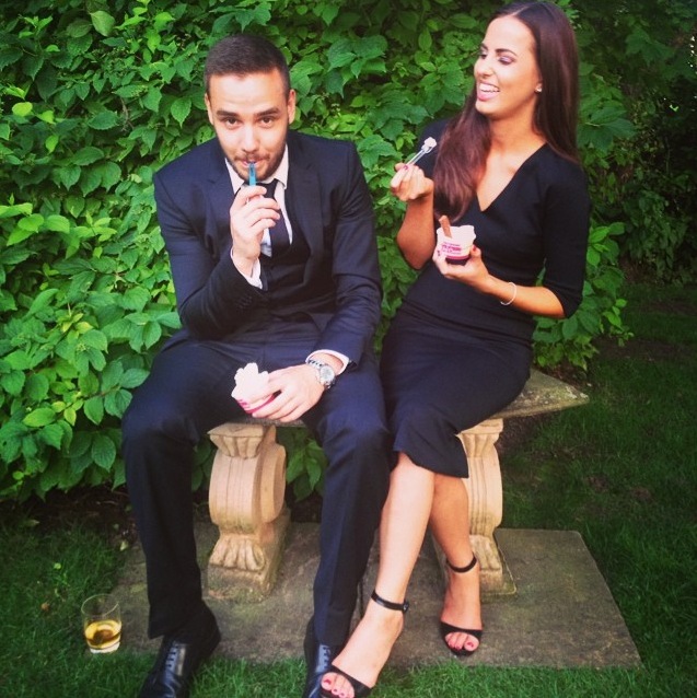 Ex-namorada de Liam Payne revela fotos inéditas do casal