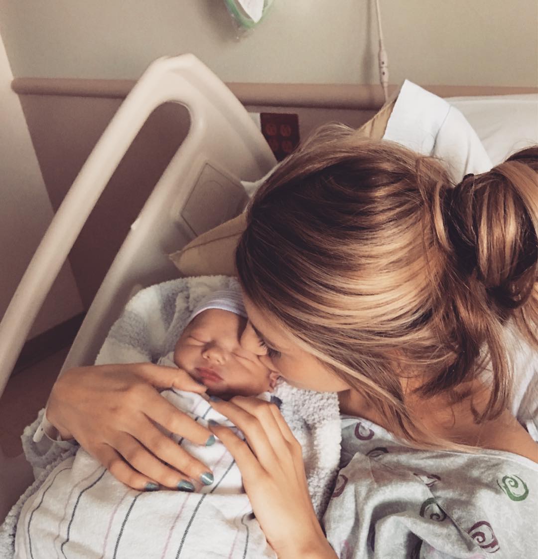 Briana Jungwirth compartilha vídeo de Dia das Mães
