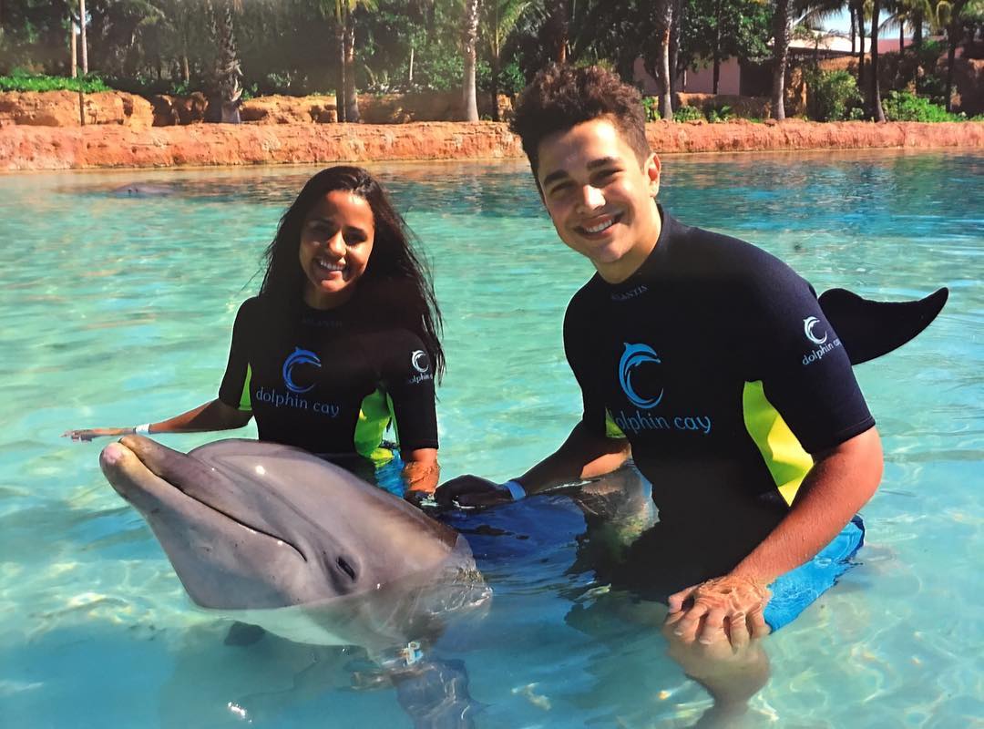 Austin Mahone e namorada
