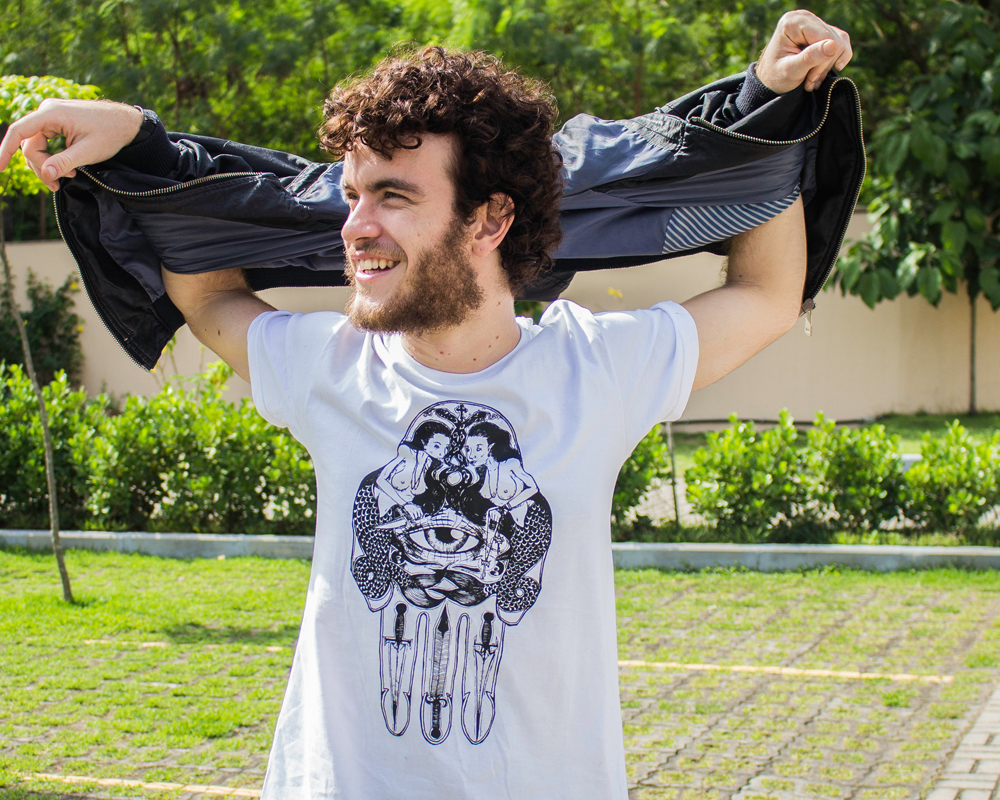 Vitor Thiré, de Liberdade Liberdade