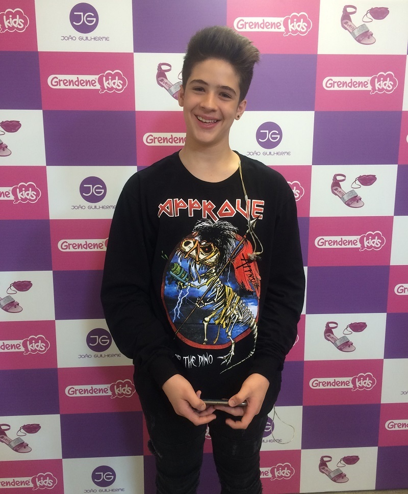 João Guilherme sorrindo