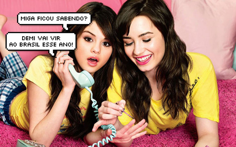 selena gomez e demi lovato no telefone