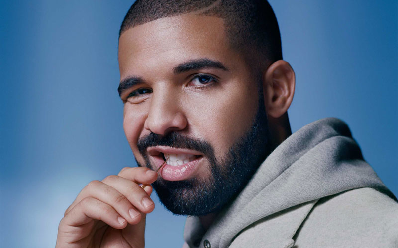 drake seduzindo com palito na boca