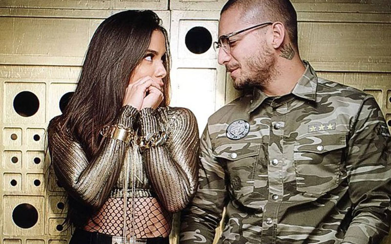 Anitta e Maluma no clipe de "Sim ou Não''