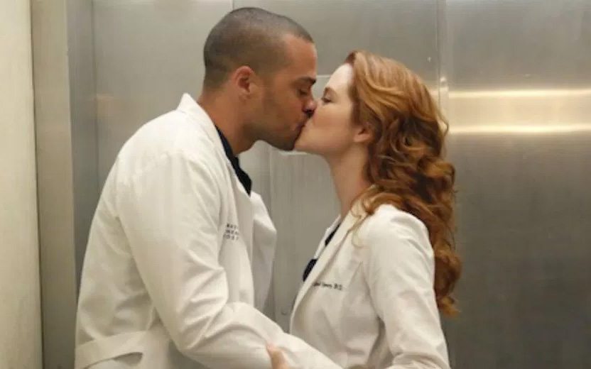 Sarah Drew, a April de Grey's Anatomy, fala sobre o futuro de April e Jackson