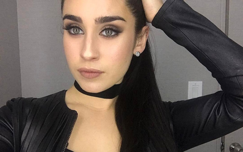Lauren Jauregui em selfie
