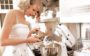 Como puxar assunto com a sogra: Taylor Swift cozinhando