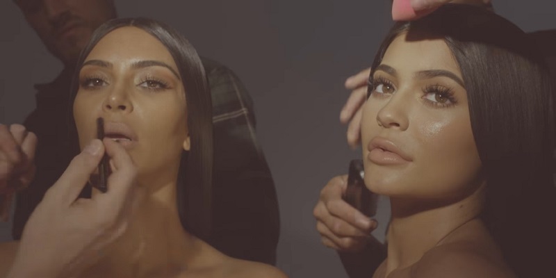 Linha de maquiagem da Kylie Jenner e Kim Kardashian