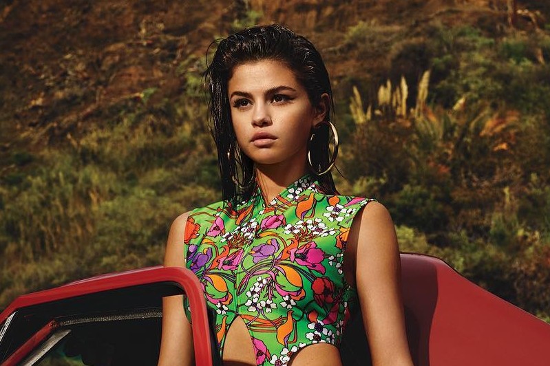 Selena gomes em ensaio fotográfico