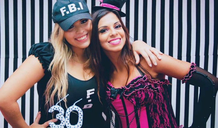Evelyn Regly e amiga