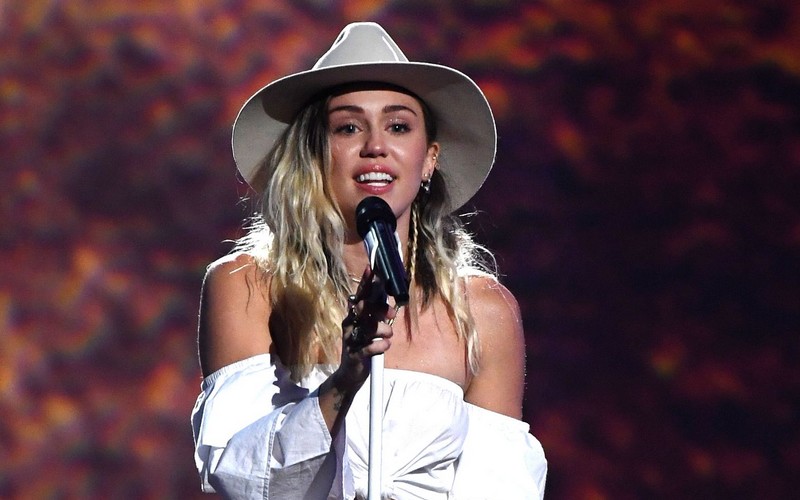 Miley Cyrus, Inspired