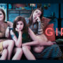 protagonistas de girls sentadas fazendo caras de pensativas