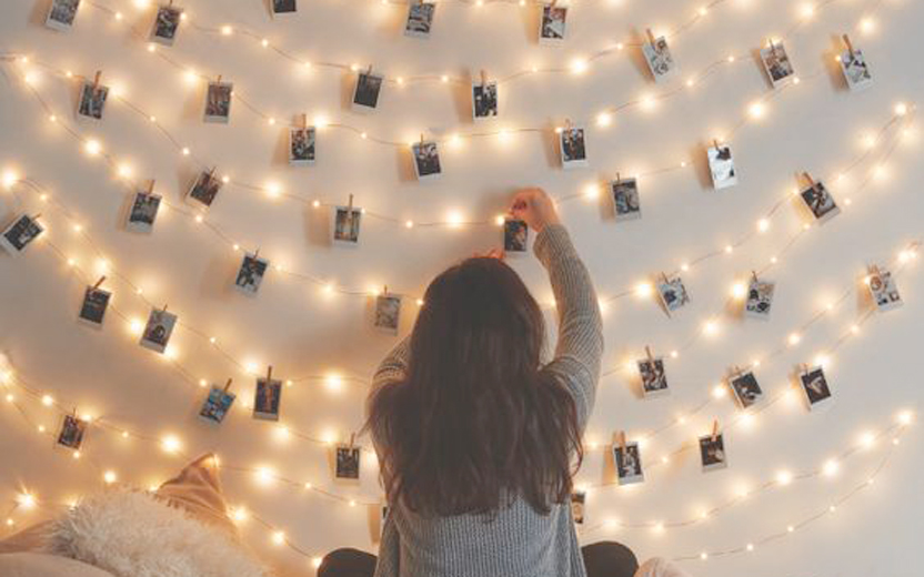 Varais de fotos: diversos tipos supercriativos de varaizinhos para decorar os espaços da sua casa!