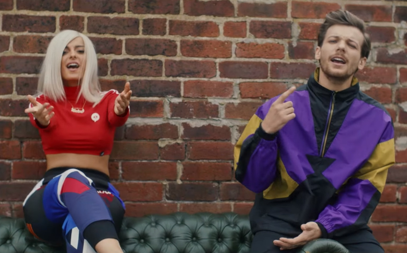 Louis Tomlinson e Bebe Rexha se apresentam no Teen Choice Awards 2017!