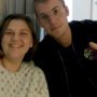 Justin Bieber visita hospital infantil na Califórnia e é elogiado: "linda alma"