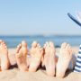 pés-praia-férias