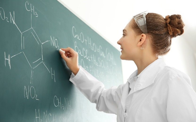 Tudo sobre o que uma química faz