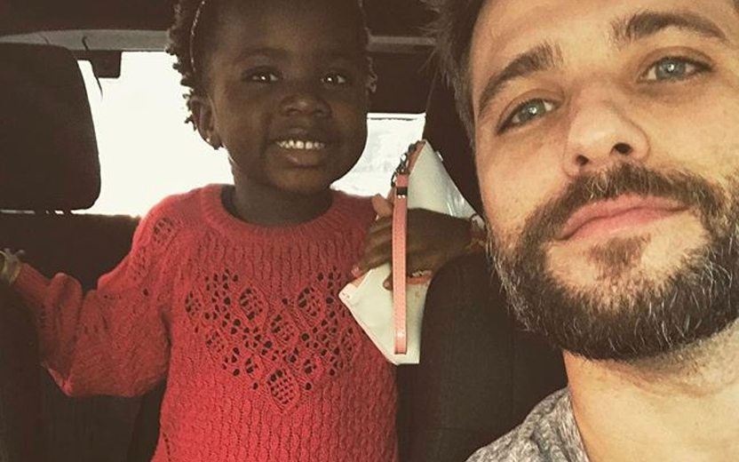 Bruno Gagliasso faz declaração fofa para Titi: “Você não é bonitinha, você é uma rainha”