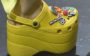 crocs de salto