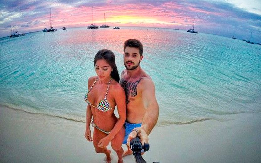 DJ Alok reata com a ex-namorada Romana Novais