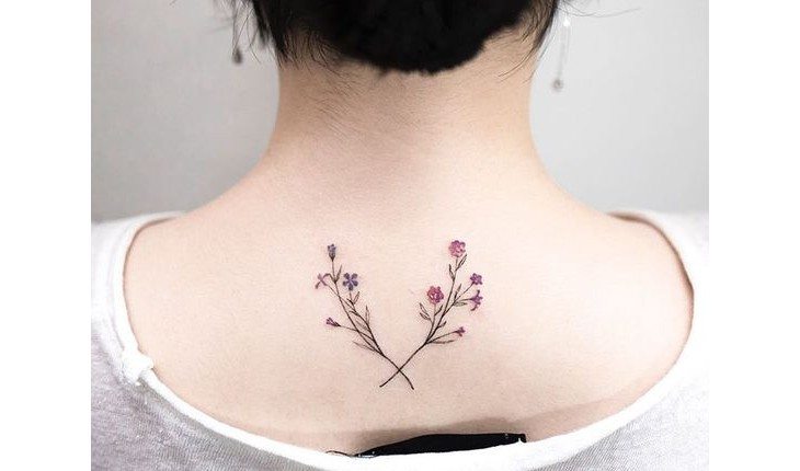 tatuagens de flores delicadas