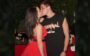 Larissa Manoela beijando Leo Cidade