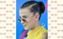 Millie Bobby Brown usando minióculos de sol