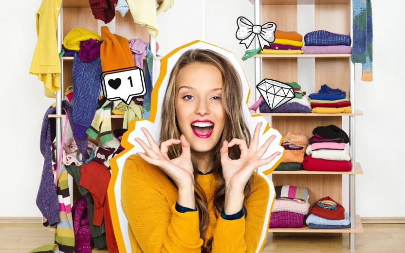 Menina deixando sua bagunça mais organizada no quarto