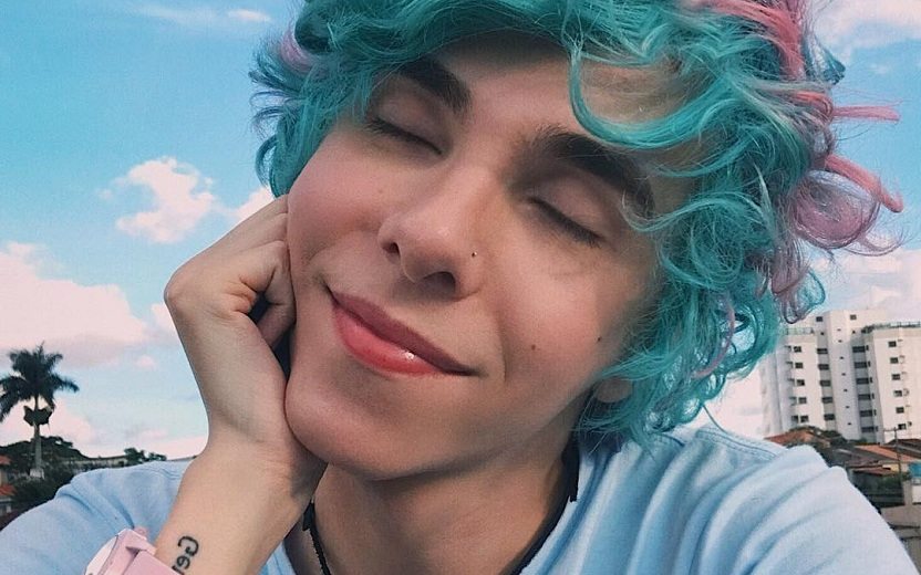 Erick falando sobre as músicas de que gosta e a playlist do Erick Mafra