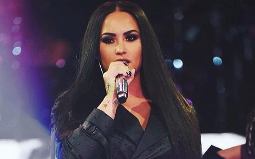 polêmica de demi lovato