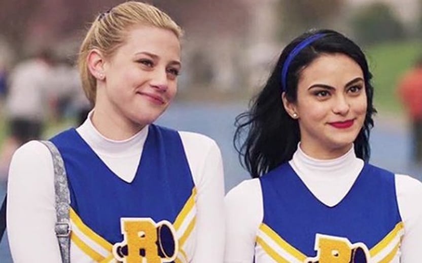 lili reinhart e camila mendes