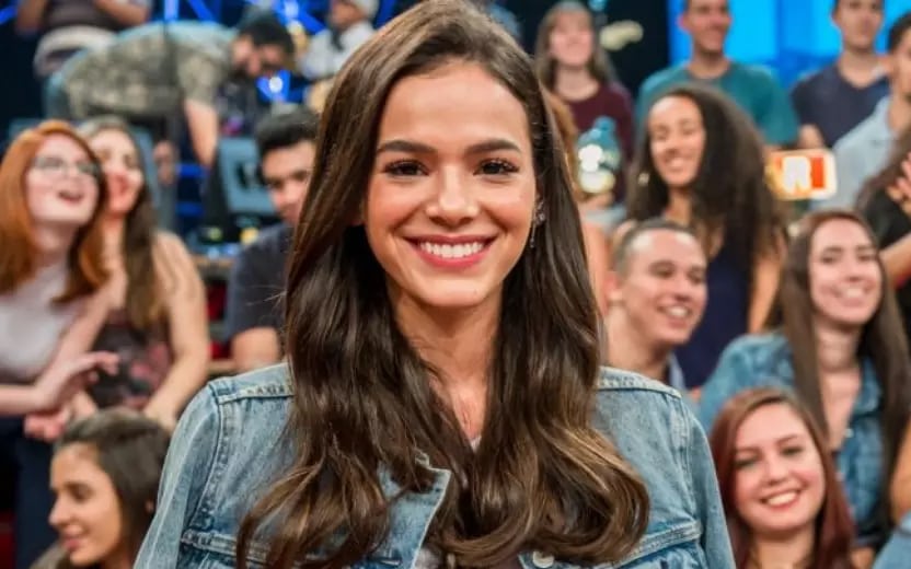 Bruna Marquezine nega pausa na carreira: "não penso em parar"