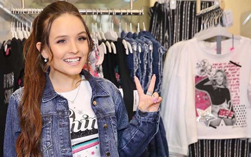 larissa manoela para a riachuelo