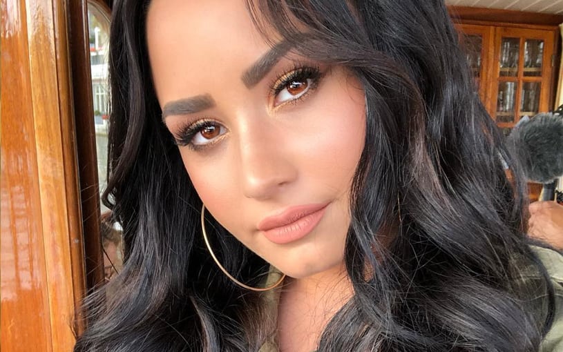 Droga que causou overdose em Demi Lovato é descoberta pelo TMZ. Família de Demi Lovato quer que ela deixe Hollywood