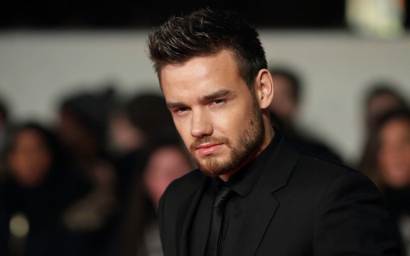 A FILA ANDOU! Liam Payne foi visto aos beijos com uma modelo na Itália