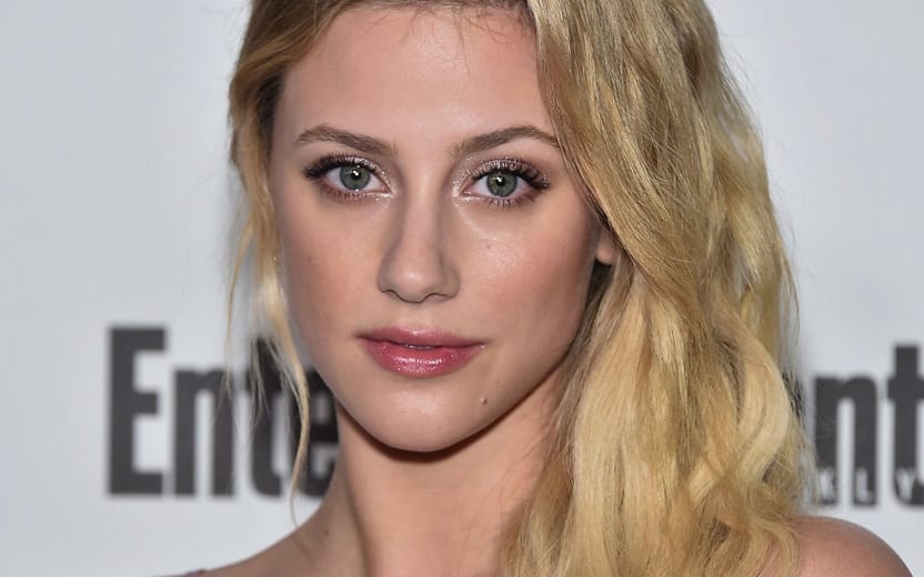 Lili Reinhart revela o motivo de ter saido do twitter