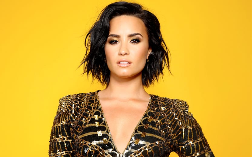 Demi Lovato comemora sobriedade