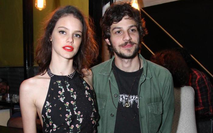 chay suede e laura